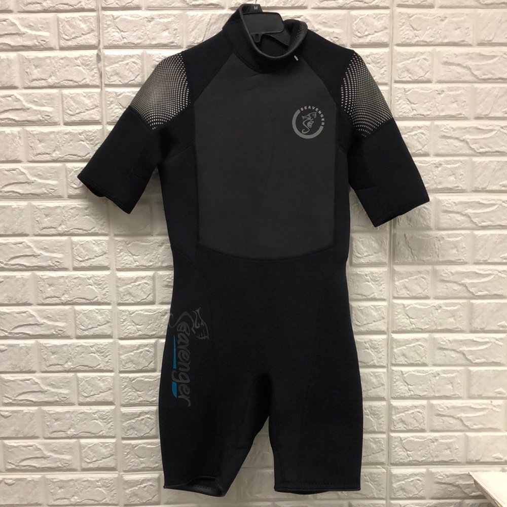 Seavenger Navigator Women's Black Shorty Wetsuit scuba snorkeling surfing size L